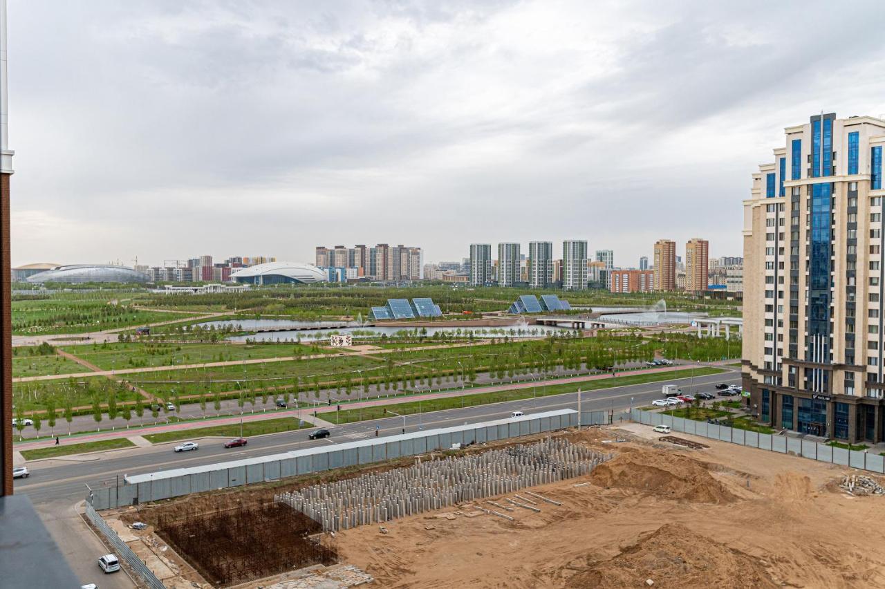 Шикарная Квартира На Против Сада Astana Buitenkant foto