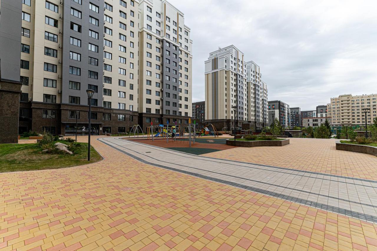 Шикарная Квартира На Против Сада Astana Buitenkant foto